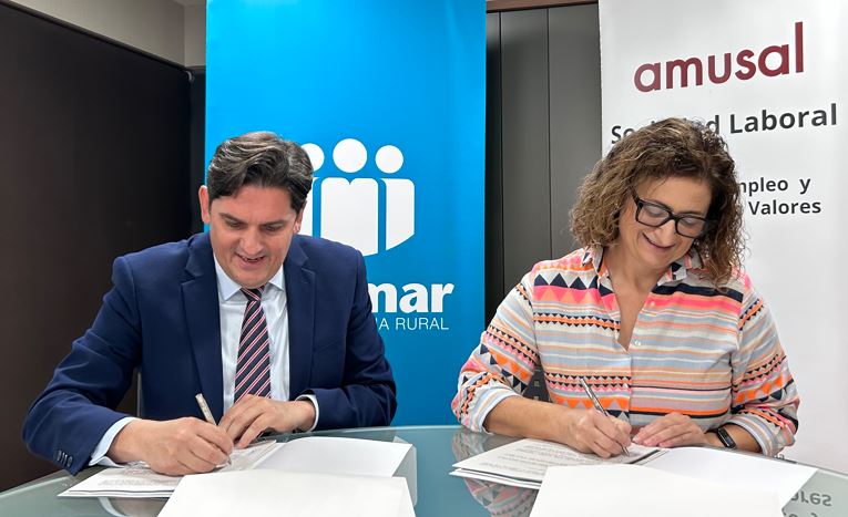 Cajamar y amusal firman un convenio para impulsar el emprendimiento colectivo y las Sociedades Laborales de la Región de Murcia