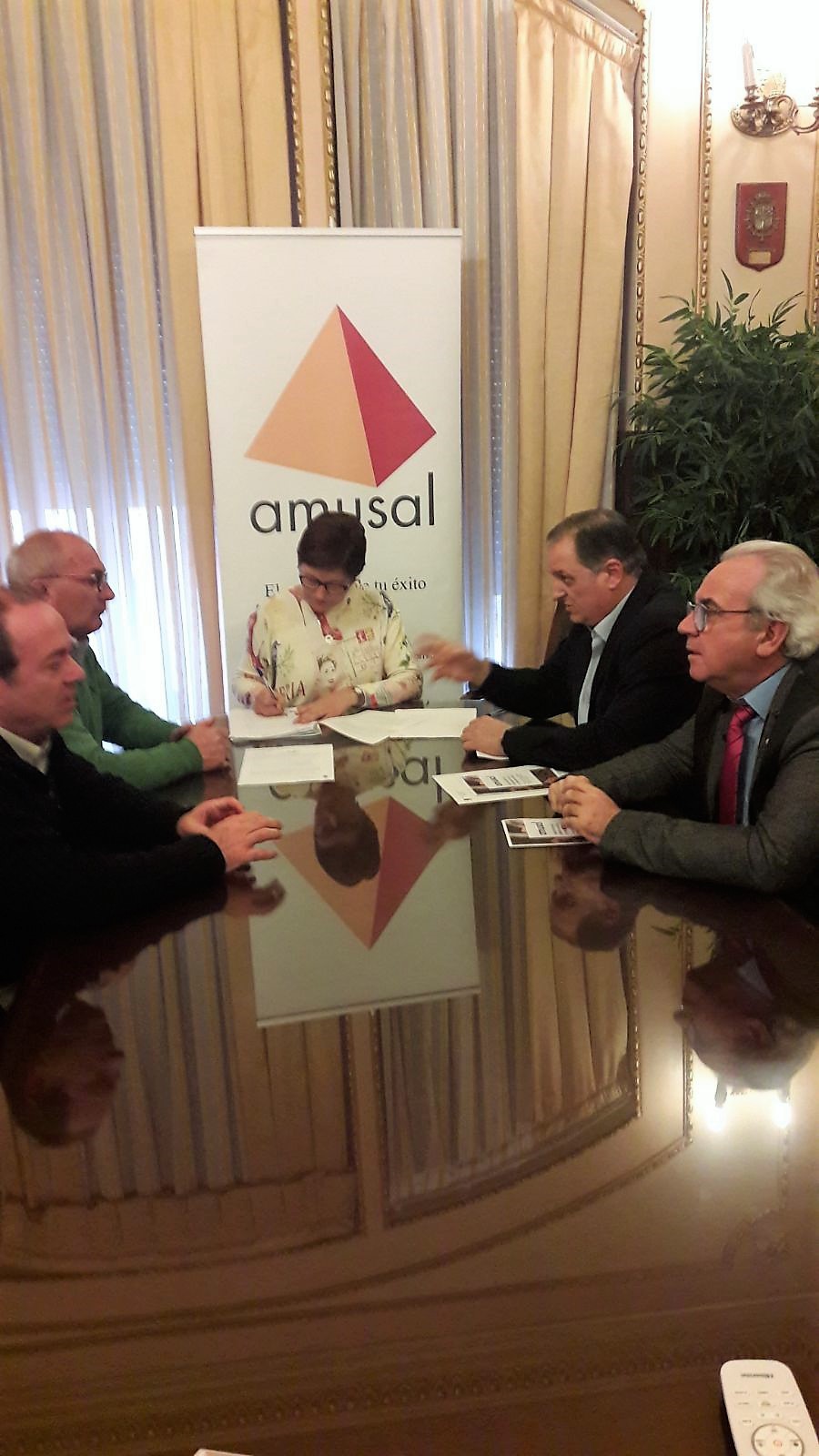 Firma de convenio Amusal Ayuntamiento de Jumilla